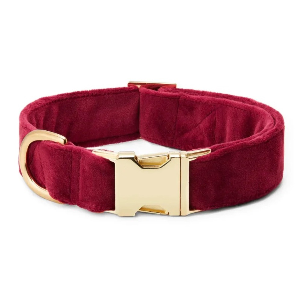 NEW The Foggy Dog Burgundy Velvet Dog Collar - Picture 5 of 7